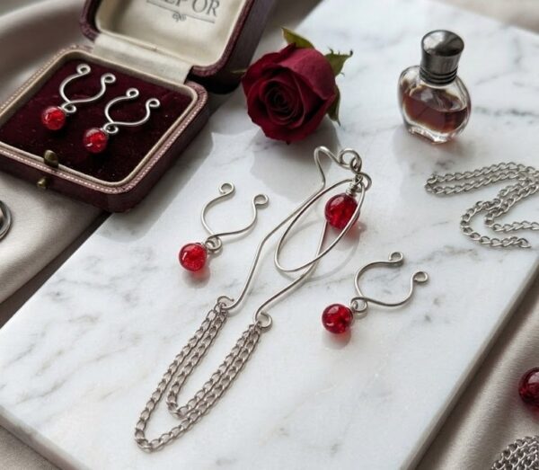 Attain unparalleled equilibrium and intensified physiological focus through the mastery of precise, weighted sensory feedback. The REPIOR AXIS is meticulously engineered to harmonize labial and clitoral symmetry, featuring a bespoke construction of surgical-grade stainless steel that ensures both aesthetic refinement and enduring tactile integrity. Distinguishing features of this definitive sensory instrument: Precision Engineering: Crafted from premium stainless steel for optimal weight distribution and hypoallergenic comfort. Symmetry-Focused Design: Specifically curated for the elevation of clitoral and labial sensory engagement. Investment in Quality: Available for £38,00, representing a commitment to sophisticated, high-performance intimate wellness.