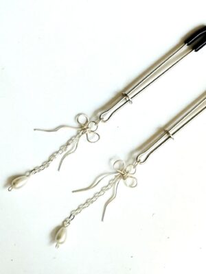 Bow and Pearl Tweezers Nipple clamps, Adjustable nipple Non Piercing Nipple jewelry Sexy Clip on Nipple