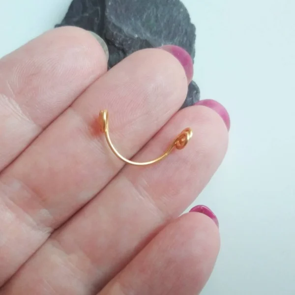 Copper non-piercing spiral nose bridge cuff NODE worn, view 2